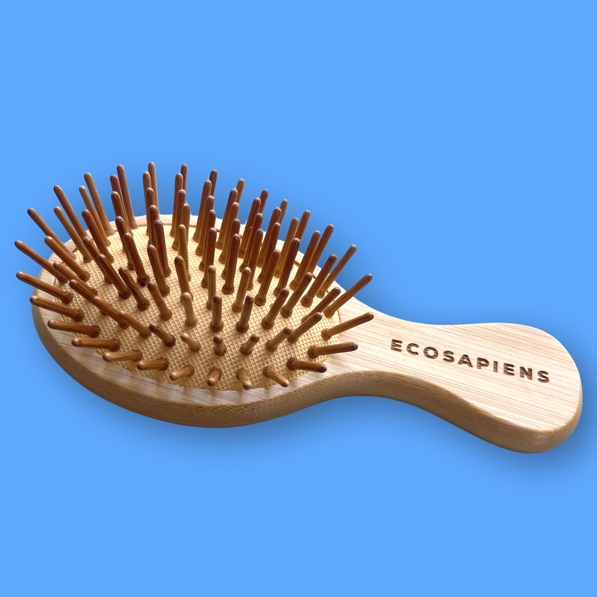 Cepillo Mini de Bambú para el Cabello Ecosapiens - Gallery 3