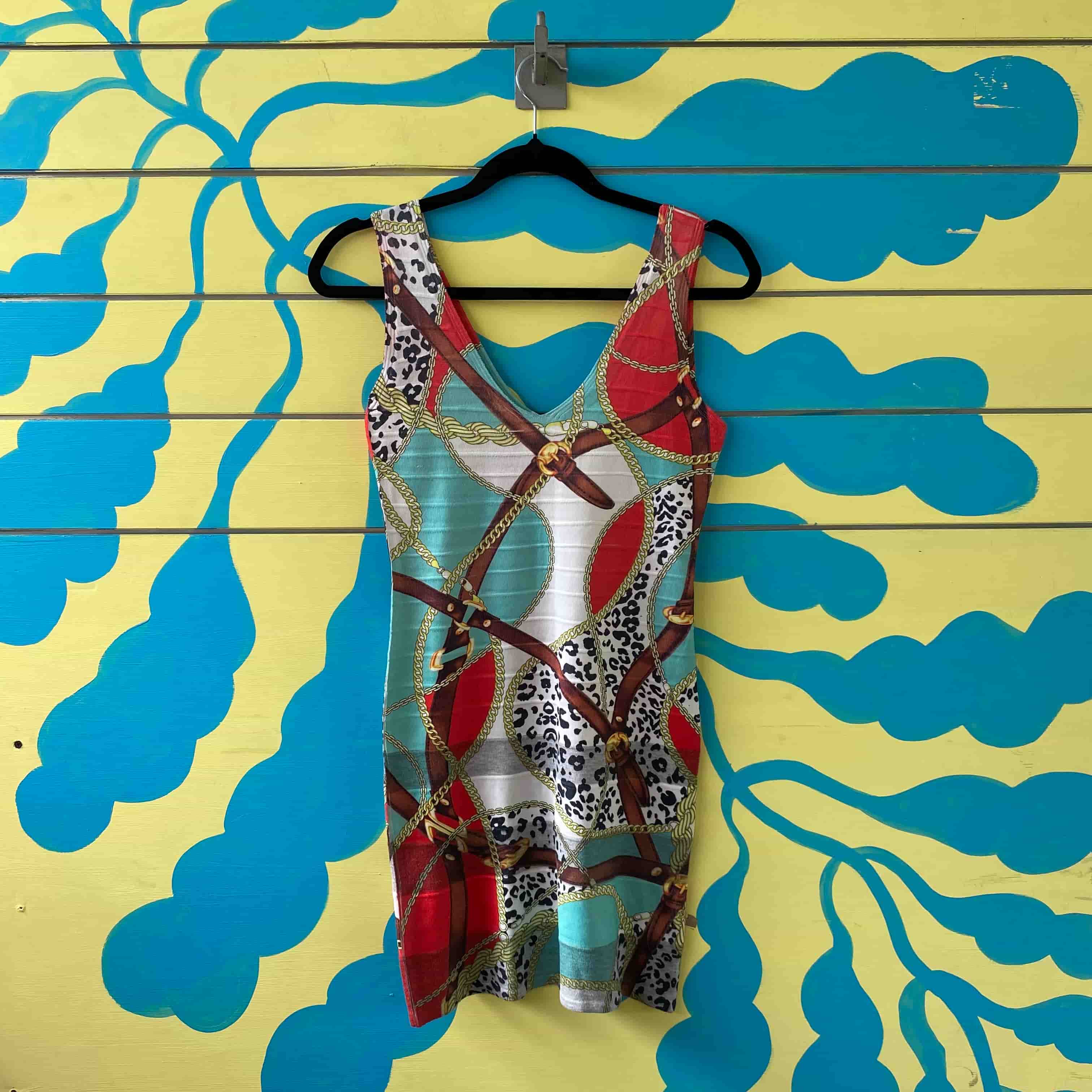 Vestido corto estampado - Gallery 2
