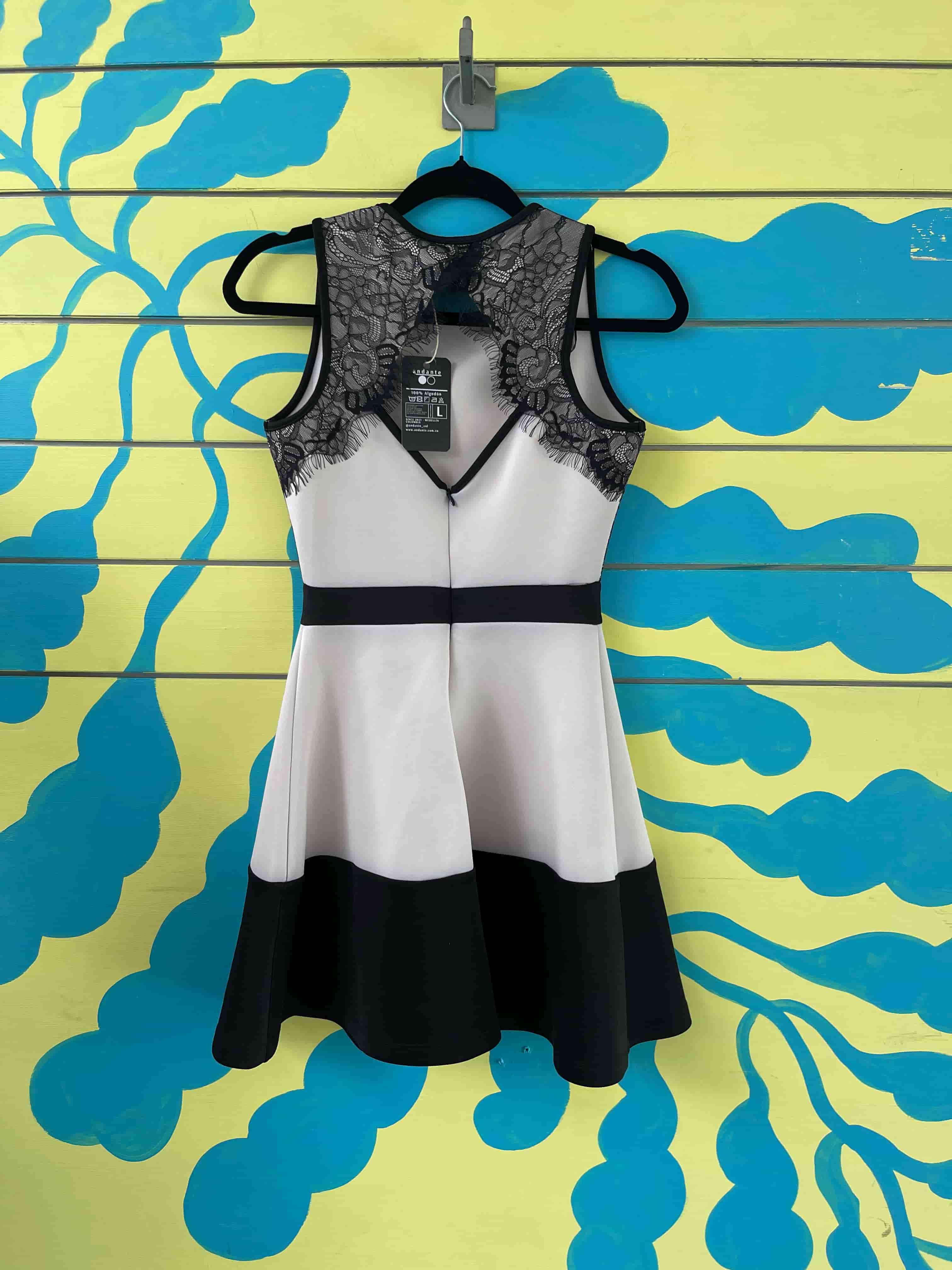 Vestido blanco y negro - Gallery 2