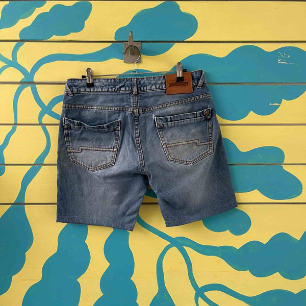 Shor de jean - Secondary