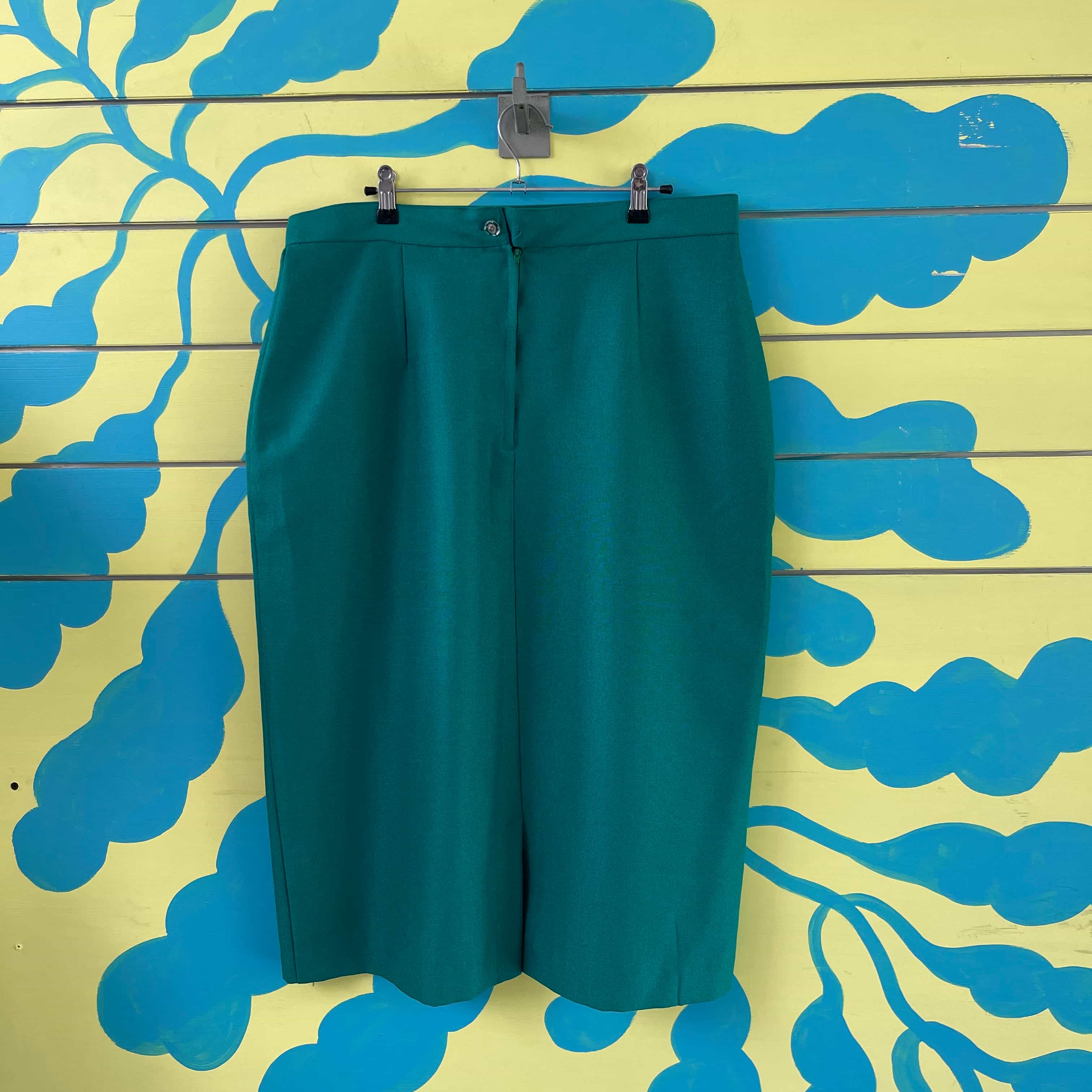 Falda Verde - Gallery 1