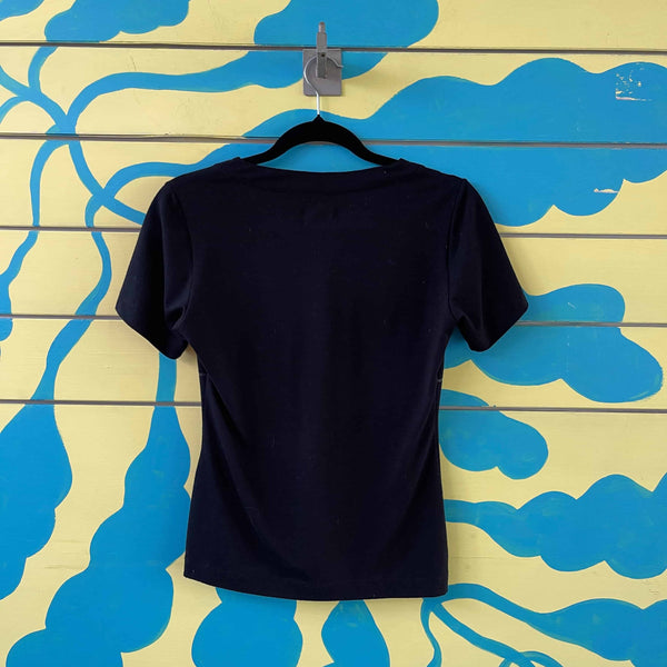 Camiseta negra - Secondary