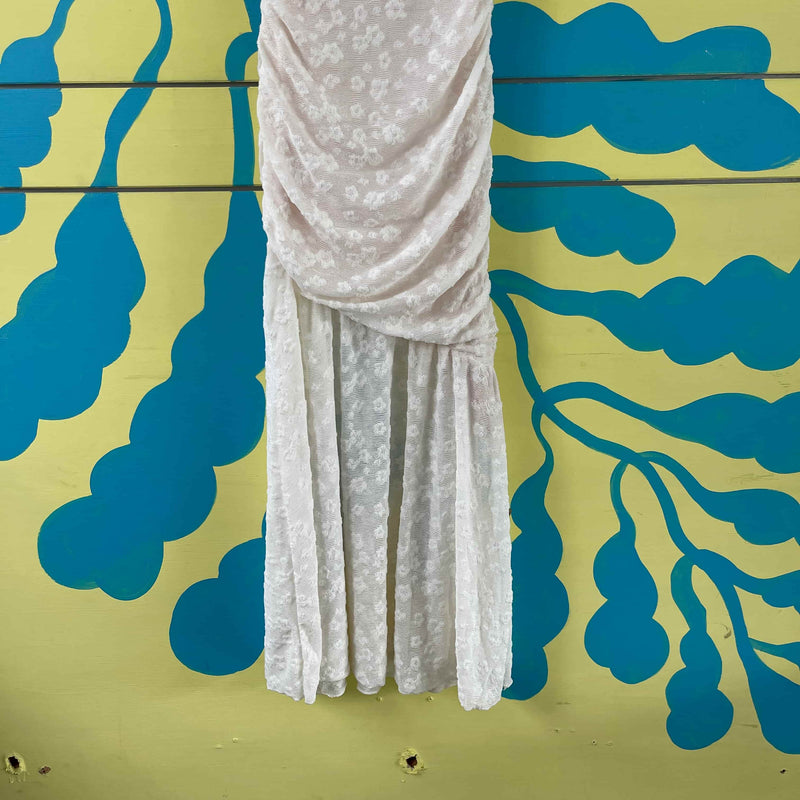 Vestido blanco de flores - Image 3