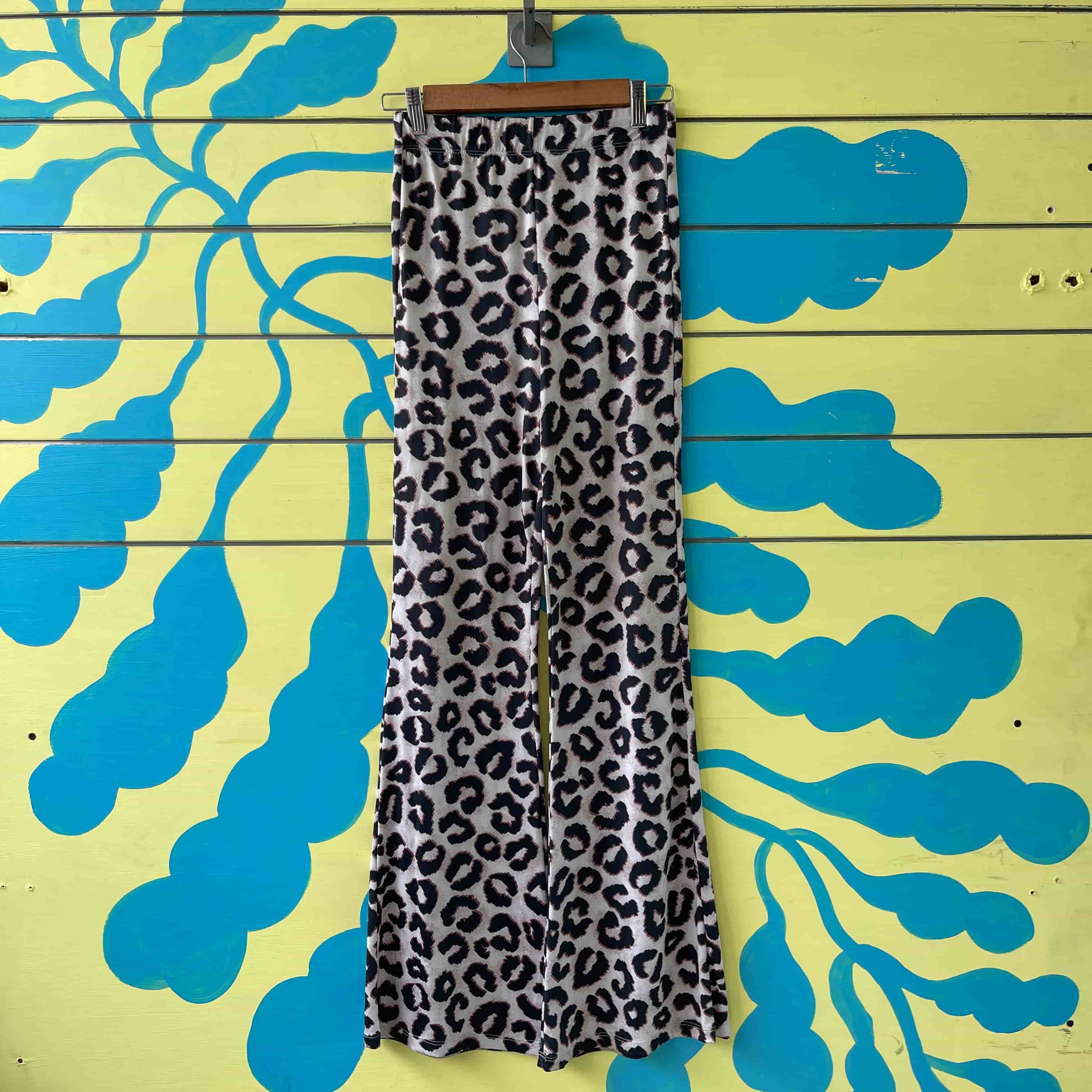 Pantalon animal print talla M - Gallery 1