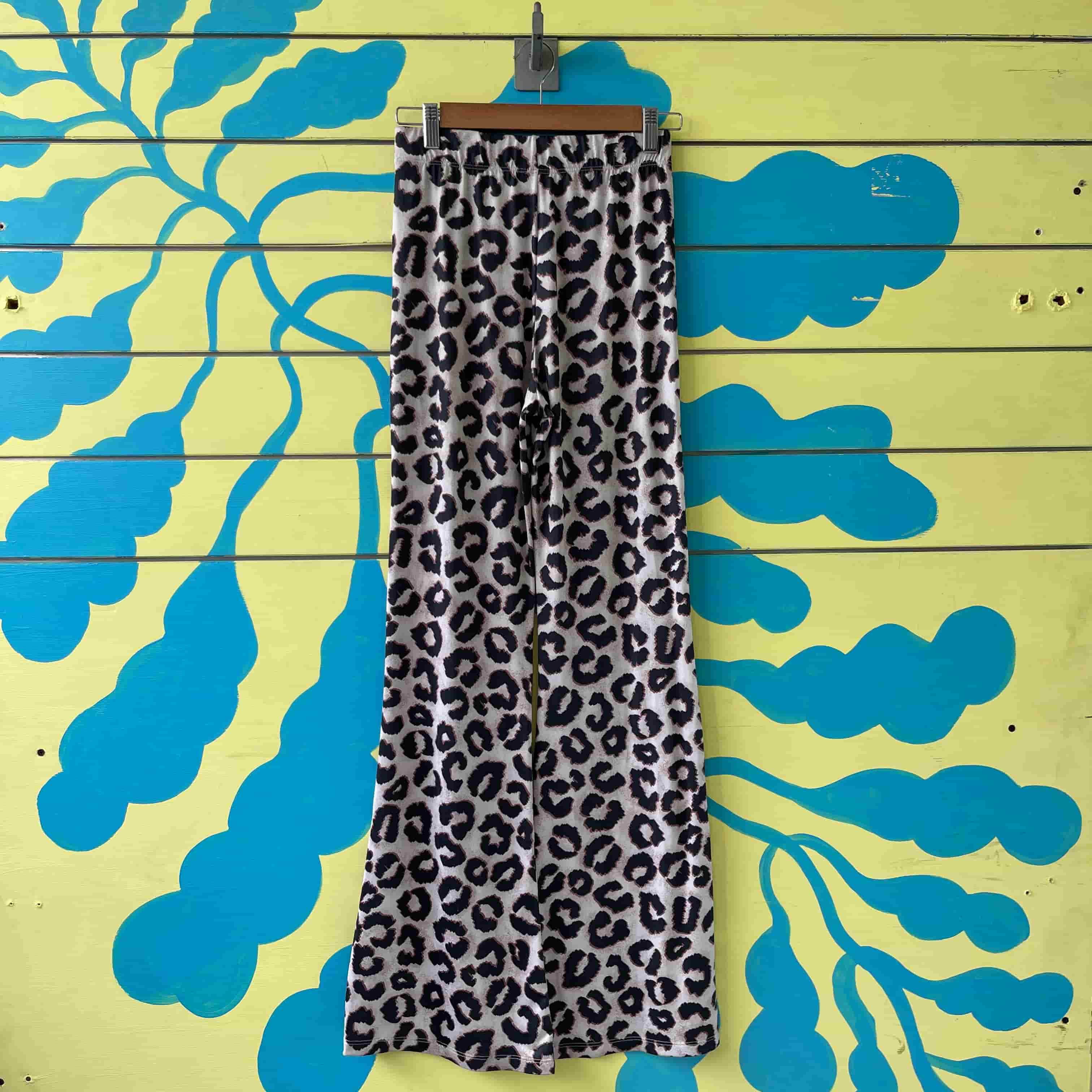 Pantalon animal print talla M - Gallery 2