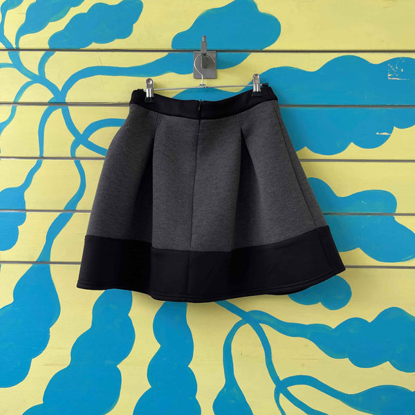 Falda Campana Gris con Negro Talla 36 - Secondary