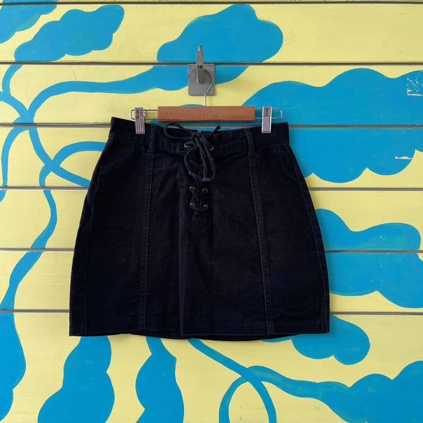 Falda jean negra talla S