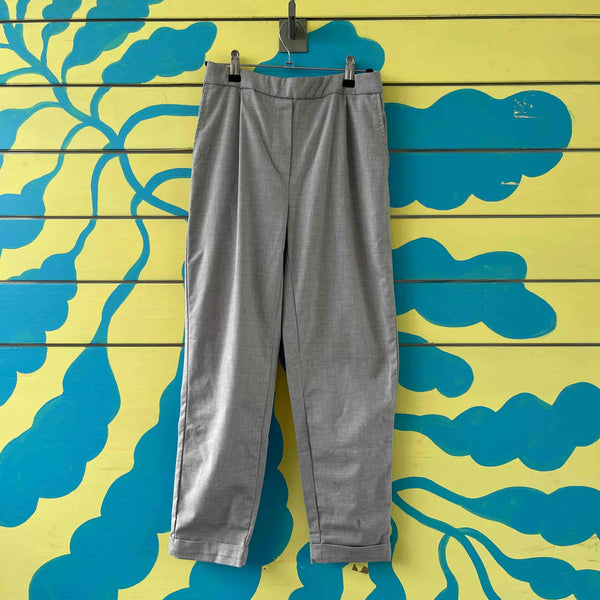 Pantalon gris PNT talla M