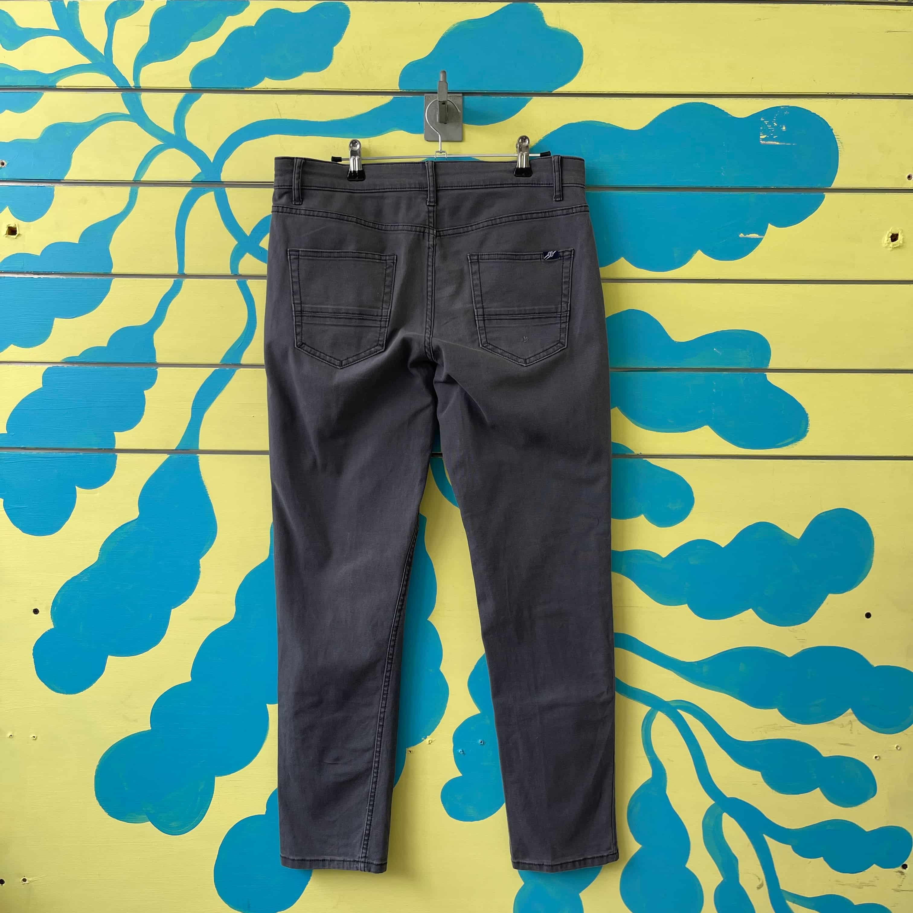 Jean Gris Talla M - Gallery 2