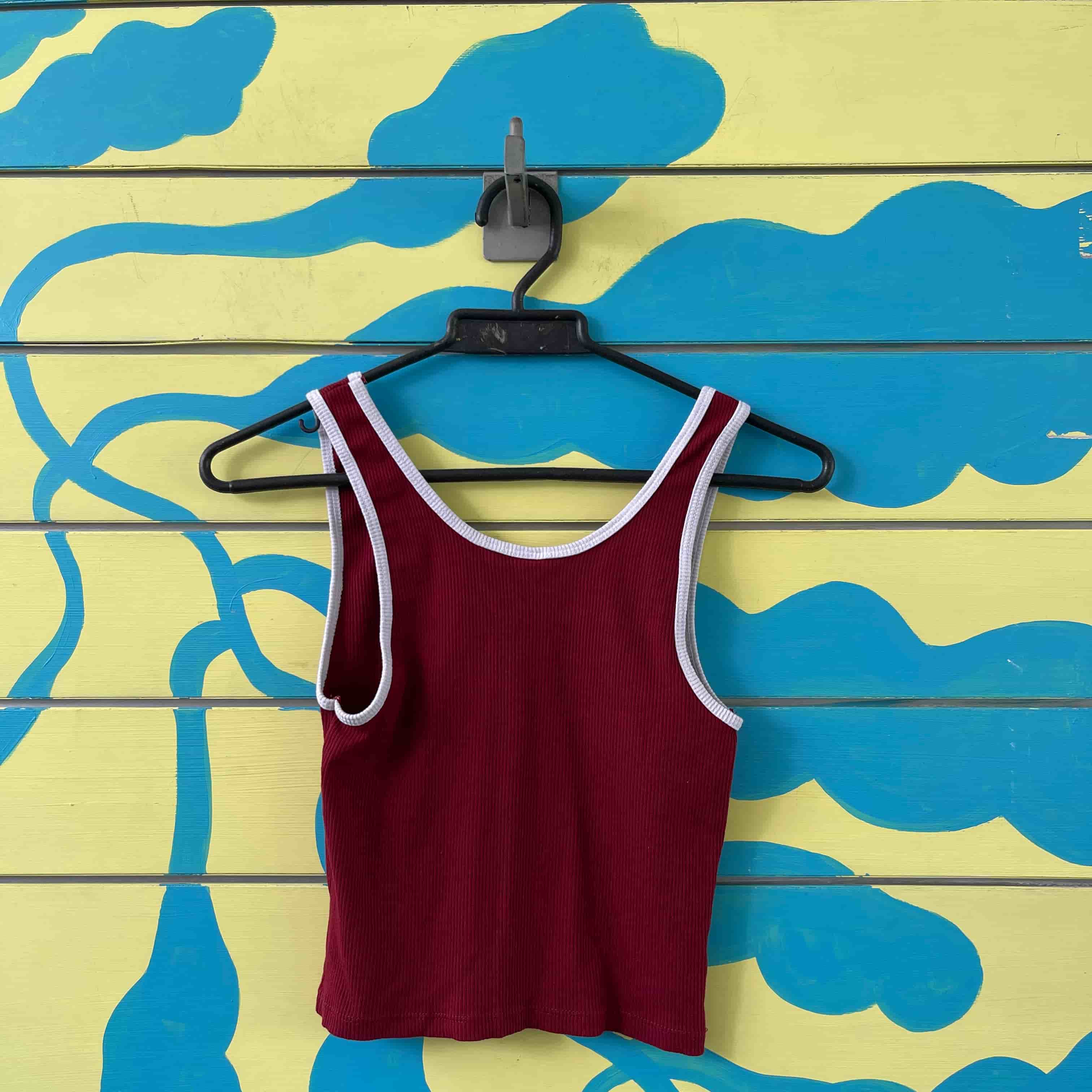 Croptop vinotinto talla M - Gallery 2