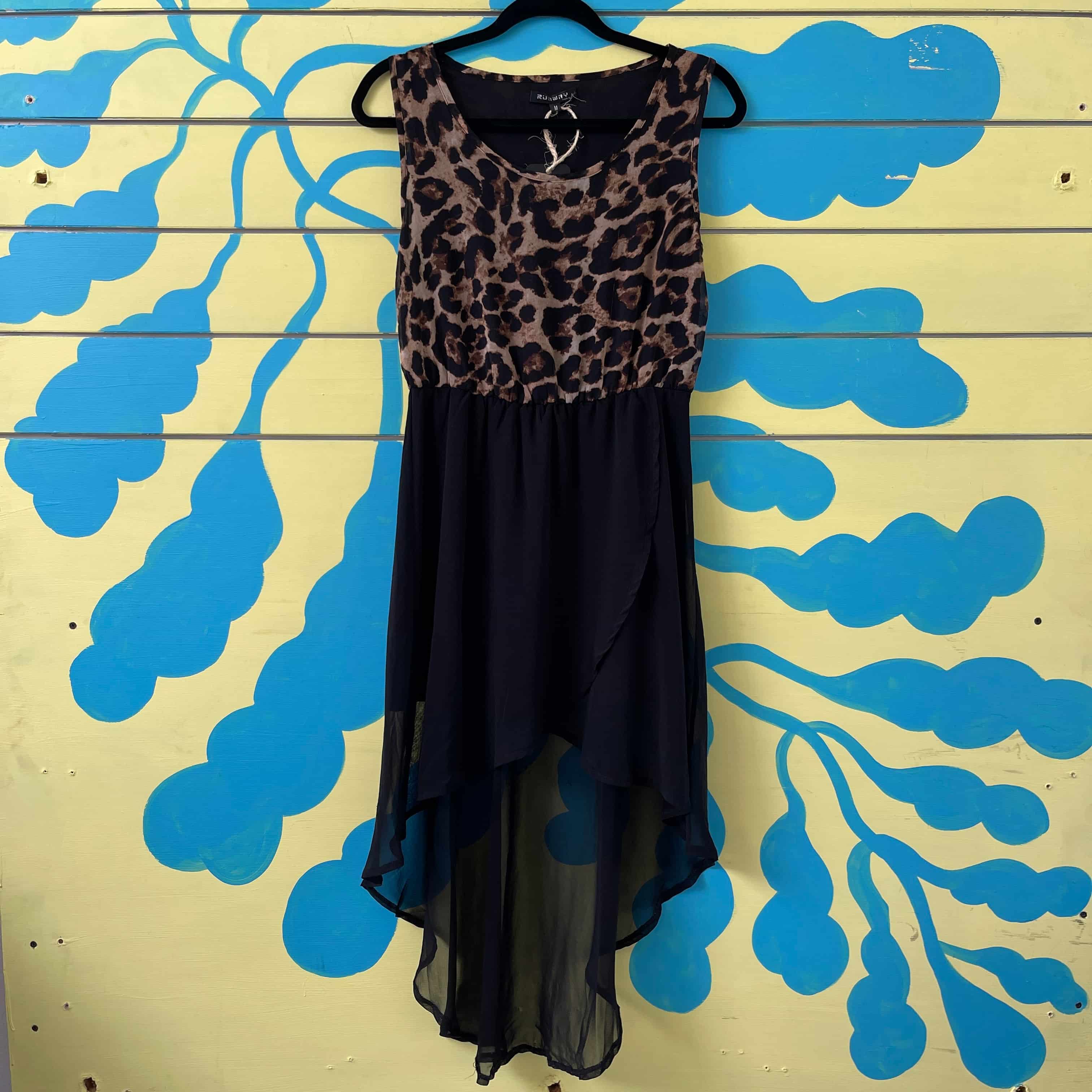 Vestido cola de pato animal print talla M - Gallery 1