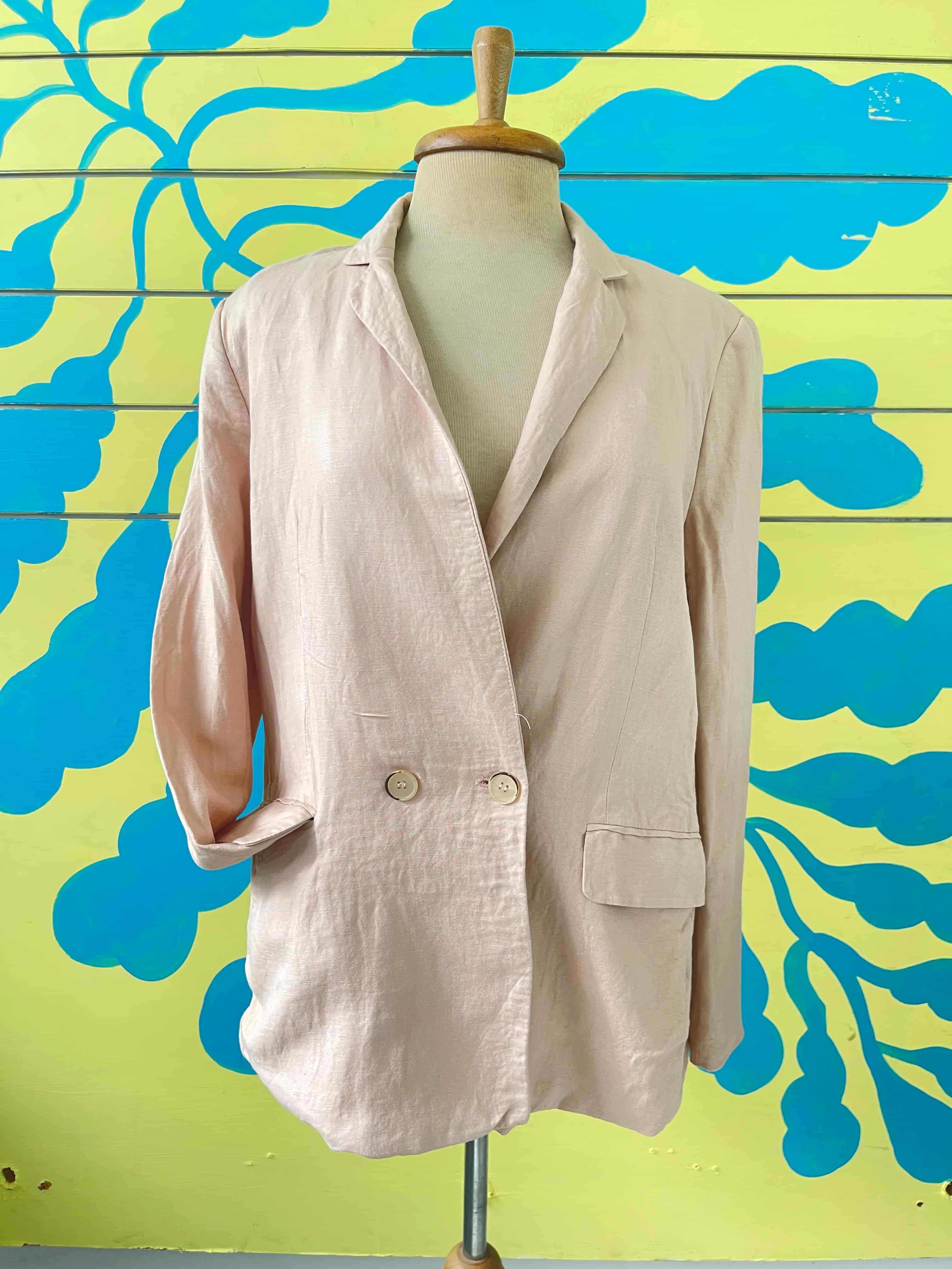 Blazer rosado Bershka talla L - Gallery 1