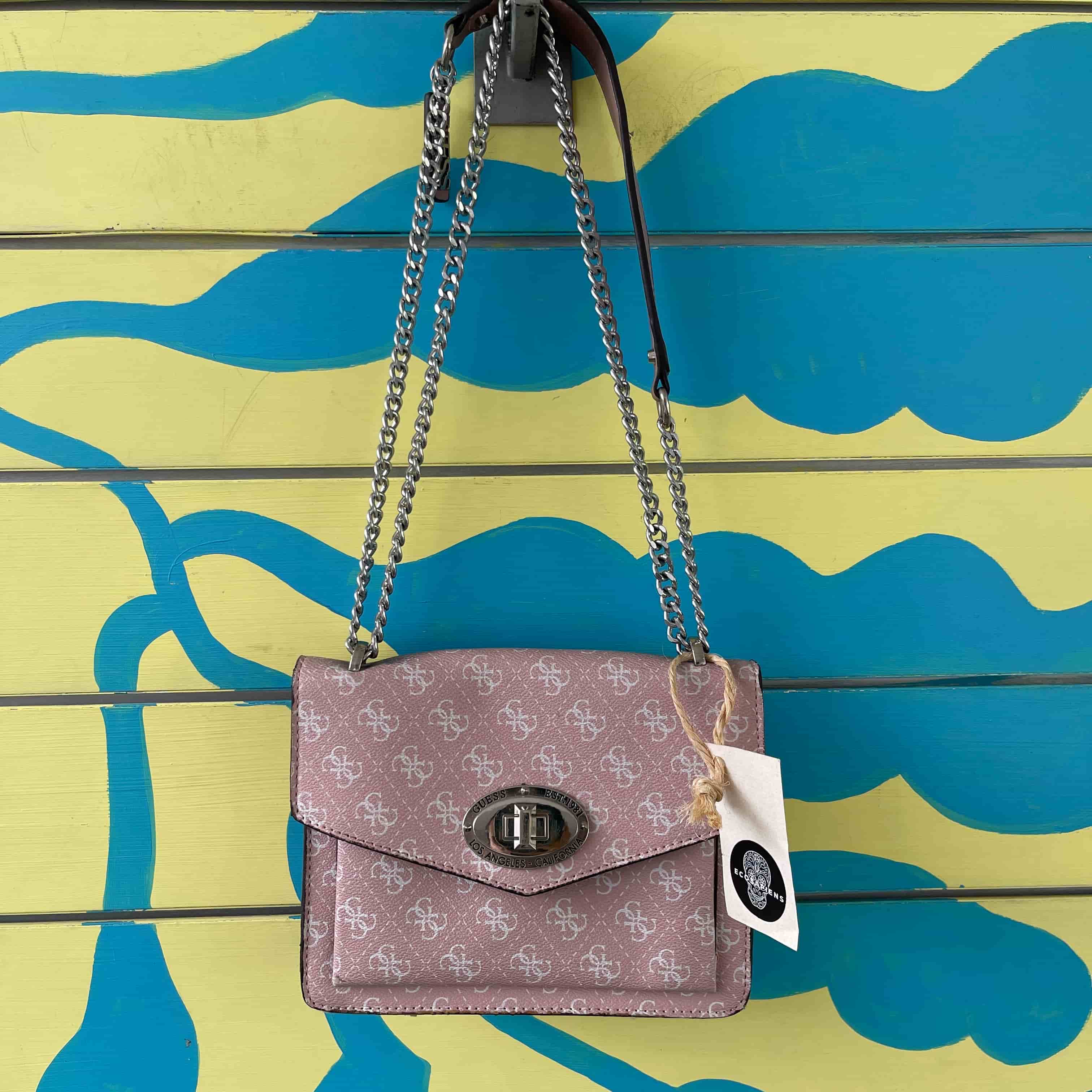 Bolso Guess rosado - Gallery 1