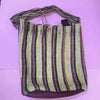 Cartera de colores tejida