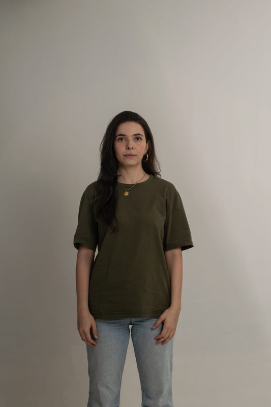 Camiseta Sacramento Verde Militar 100% Algodón Regular Fit Andante