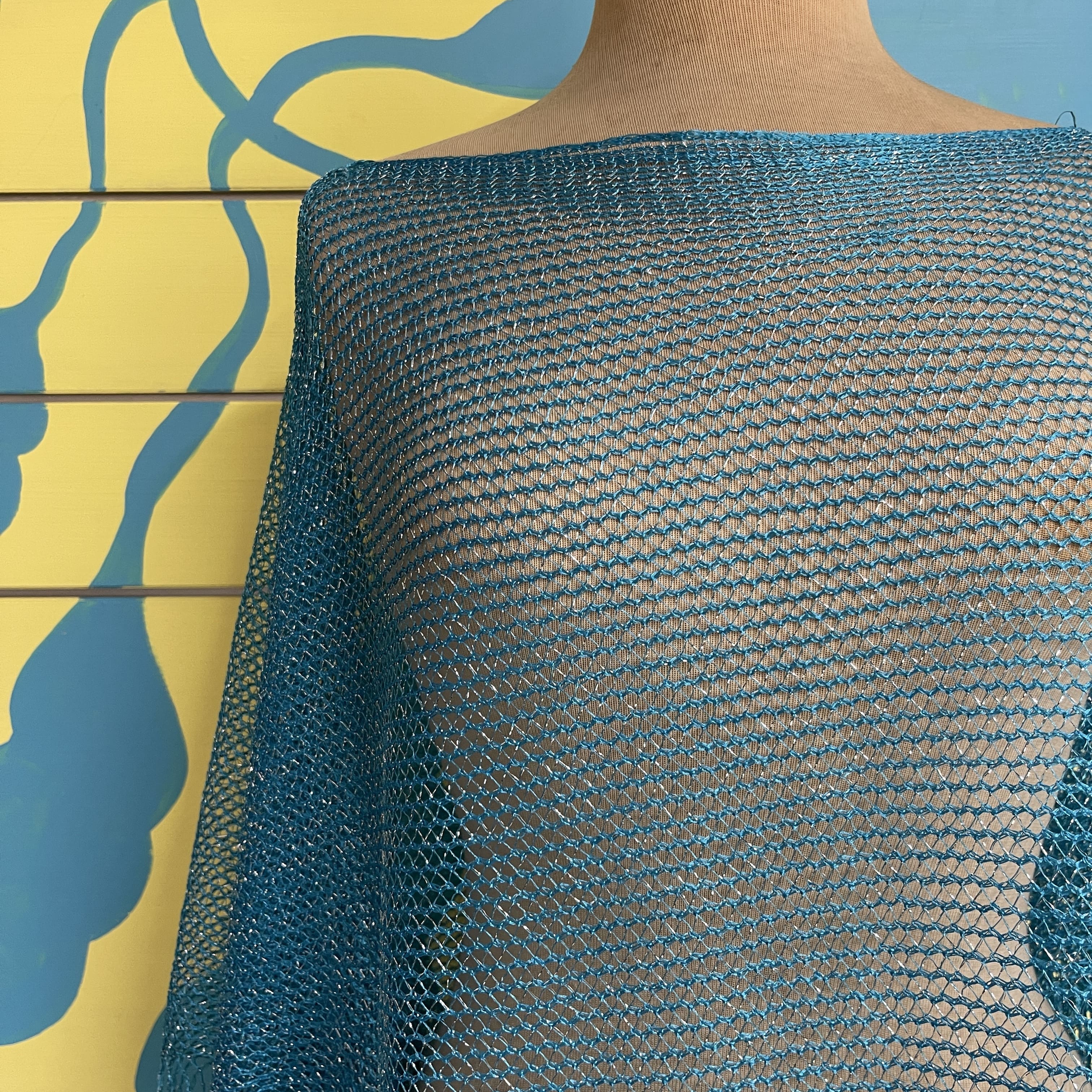 Ruana Transparente Brillante Azul - Gallery 2