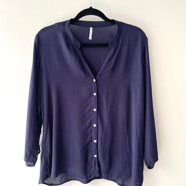 Camisera Botones Azul Nautico Cuello V - Secondary