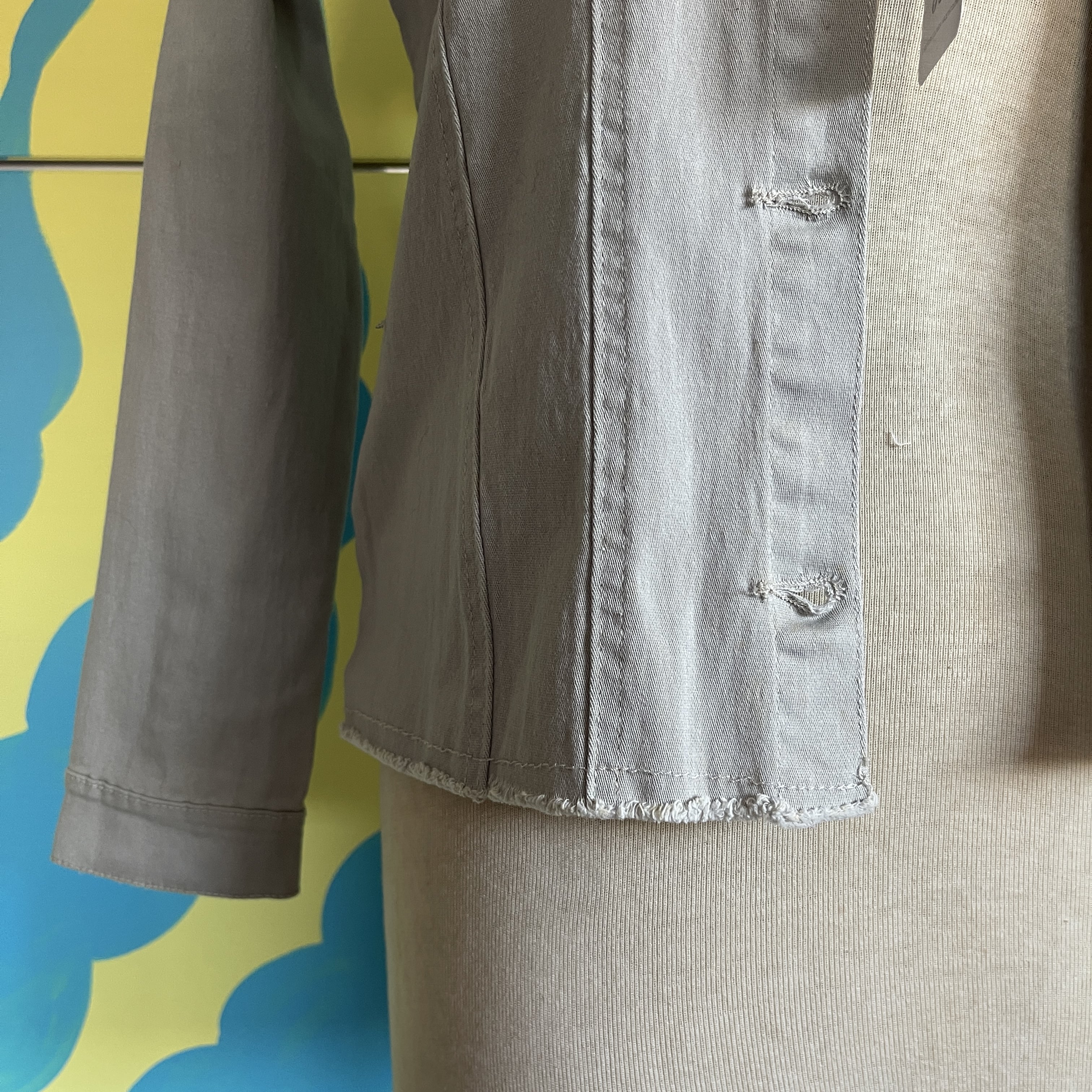 Chaqueta Gris Claro - Gallery 3