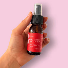 Agua de Rosas Hijas de la Tierra 65 ml.