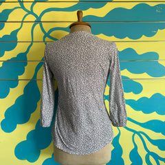 Camisa media manga estampado flores