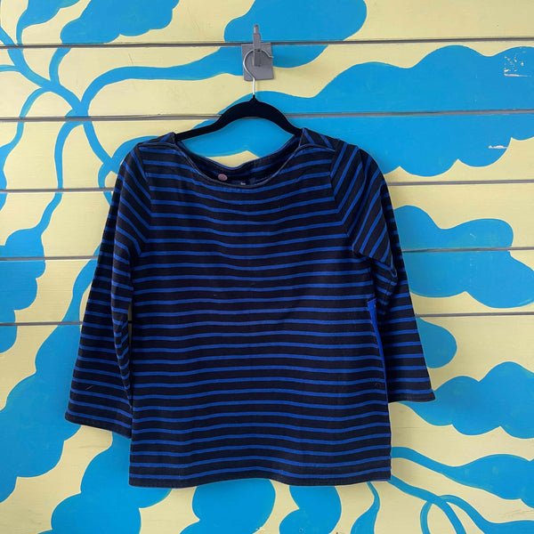 Saco de rayas negras y azules