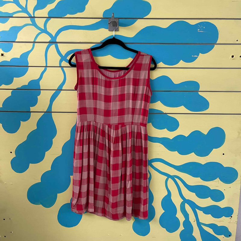 Vestido de cuadros rojo con beige - Image 1