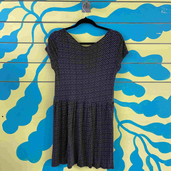 Vestido negro HM de cueyo V - Secondary