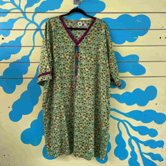 Vestido verde de flores