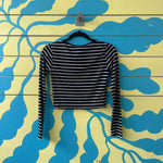 Camiseta negra de rayas blancas - Thumbnail 2