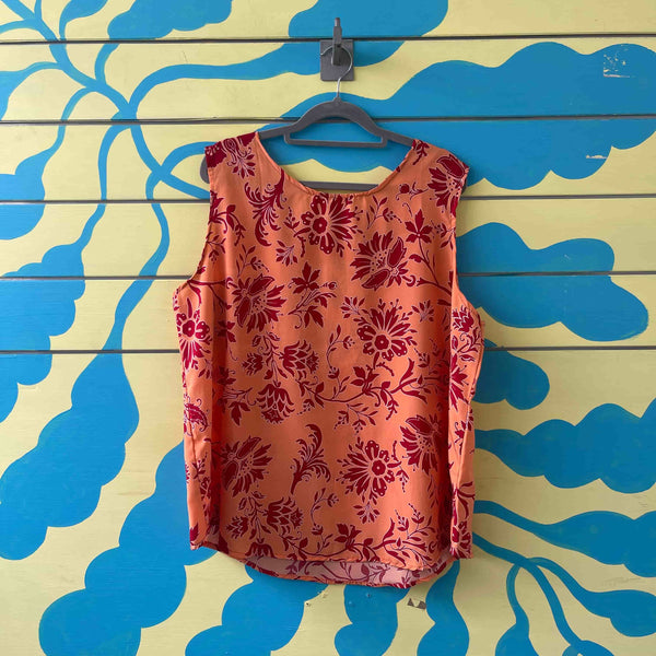 Blusa naranja flores rojas - Secondary