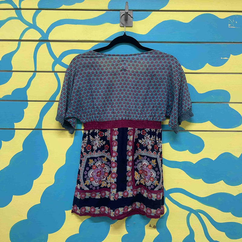Blusa BSK - Image 2