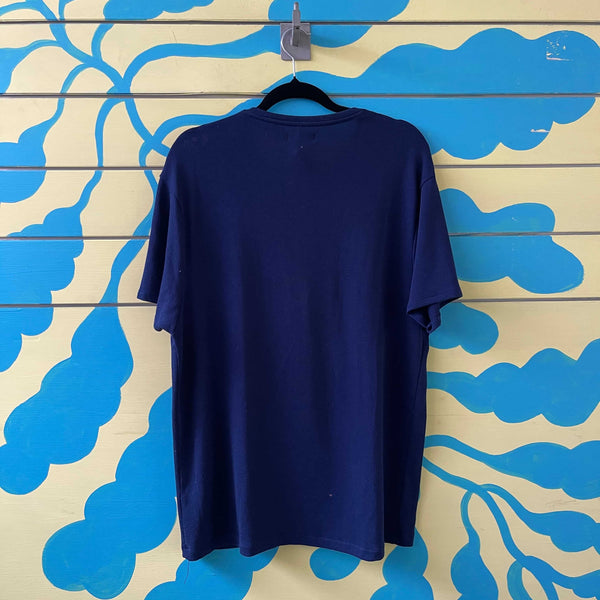 Camiseta azul - Secondary