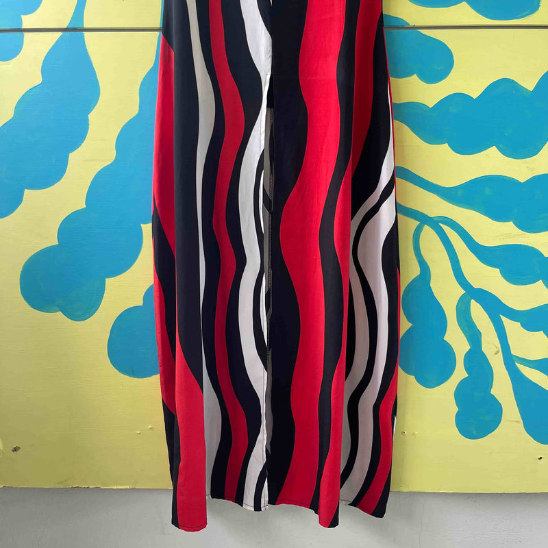 Vestido negro, rojo, blanca talla M|L - Image 4