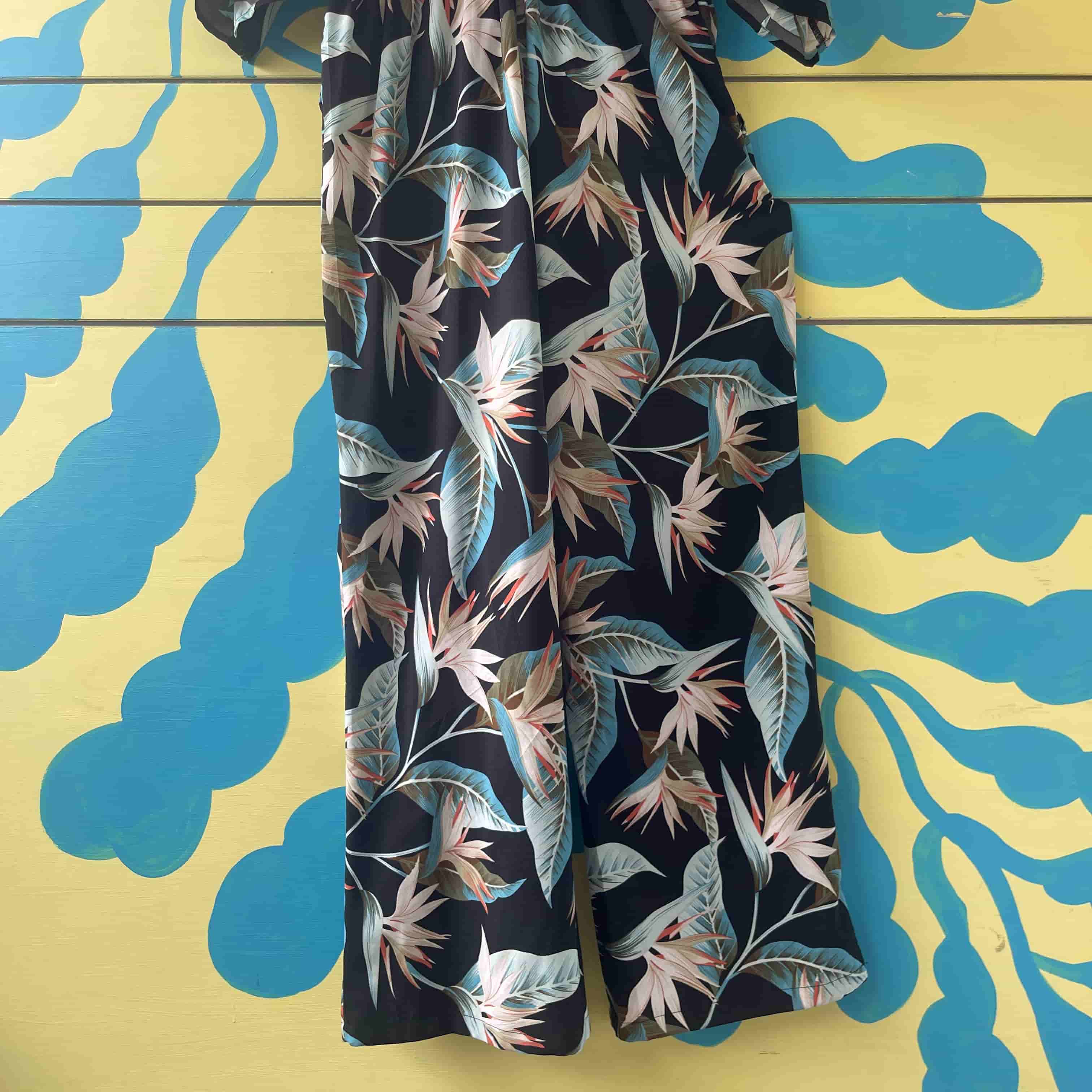 Vestido pantalon negro