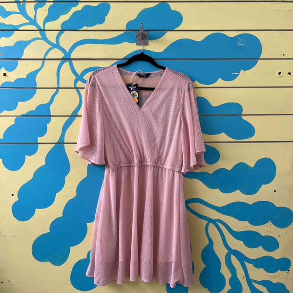Vestido rosado de puntos talla XL