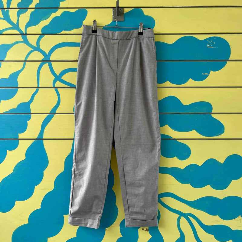 Pantalon gris PNT talla M - Image 1