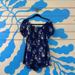 Vestido short azul con flores blancas talla M - Thumbnail 1