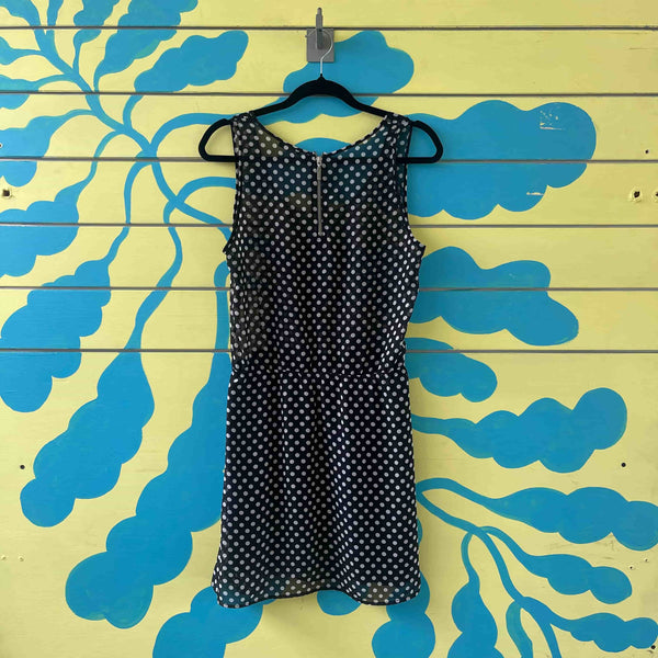 Vestido negro de bolas blancas  talla M - Secondary