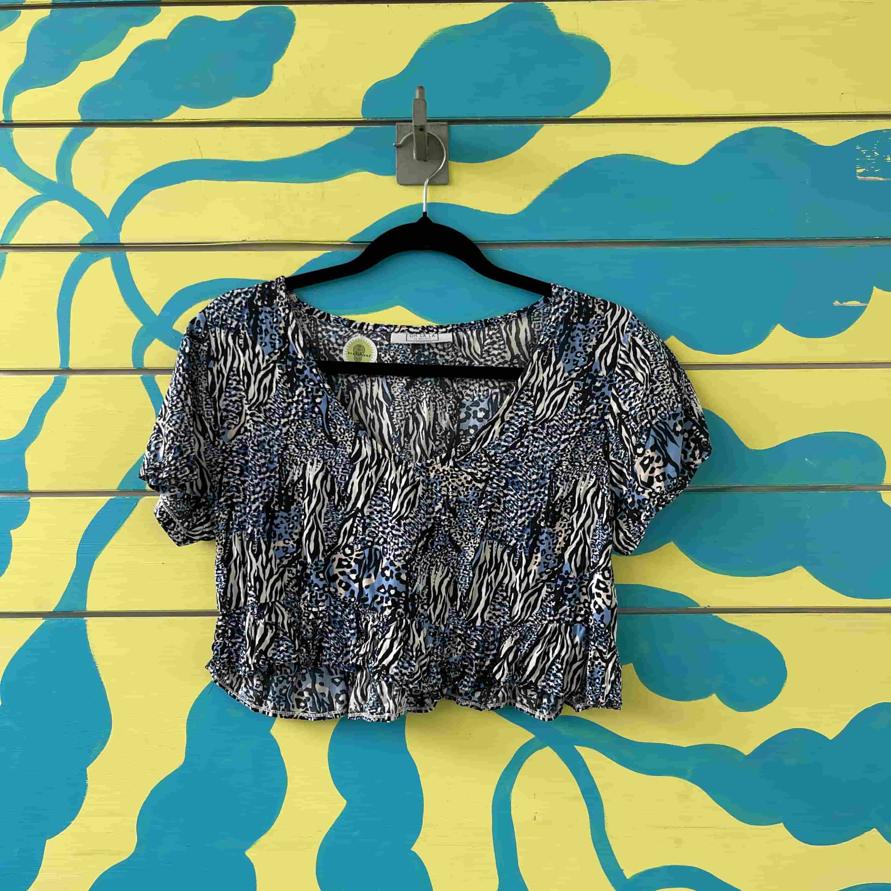 Croptop zaul animal print talla U
