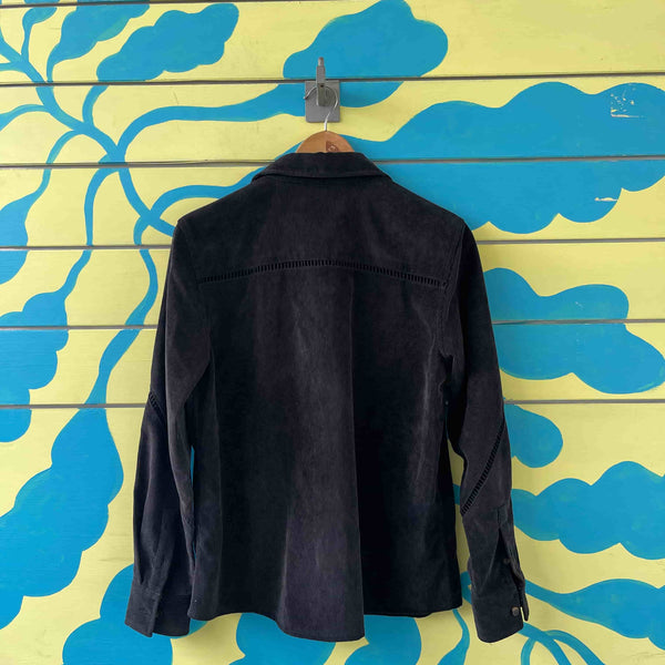 Chaqueta negra - Secondary
