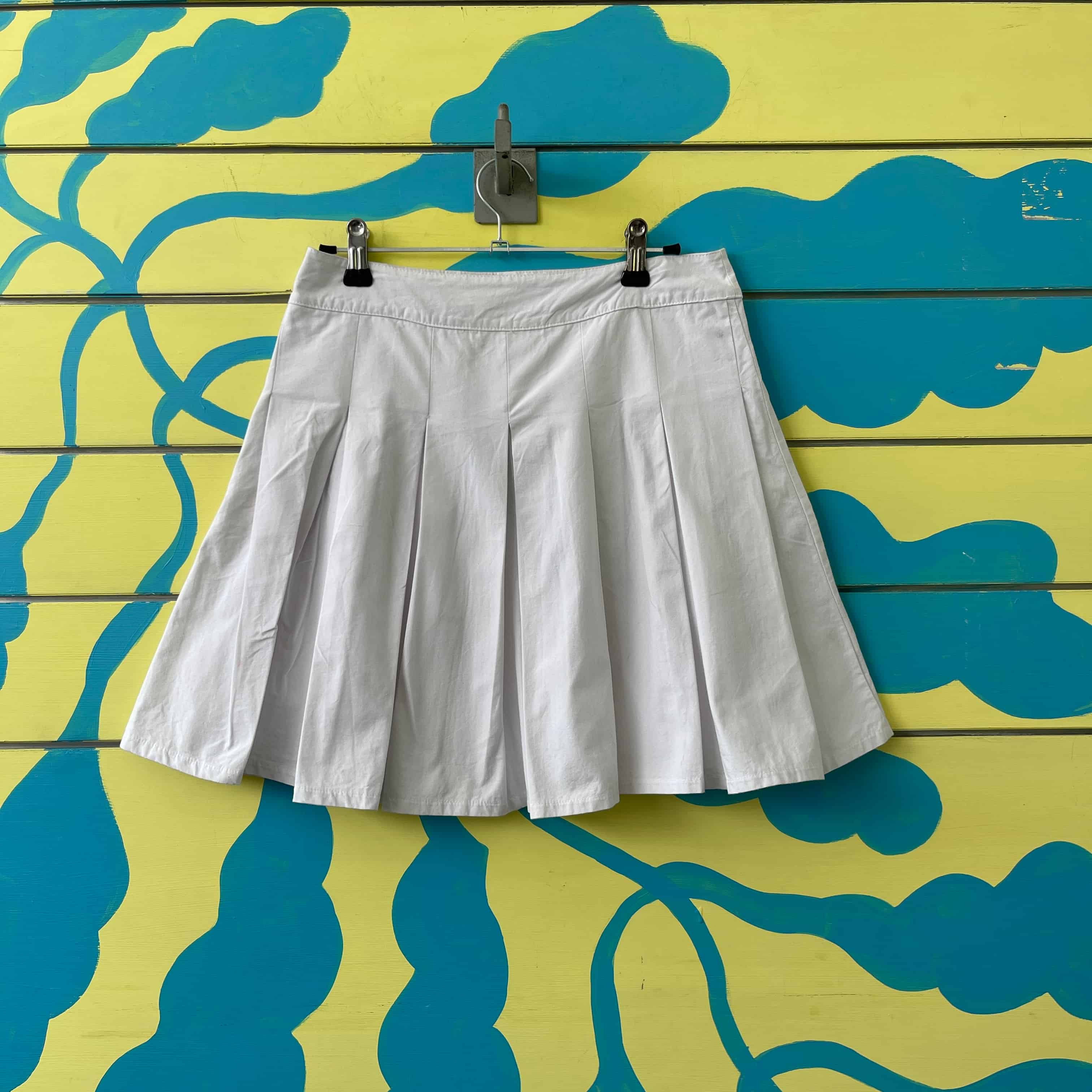 Minifalda blanca de tablas talla 6