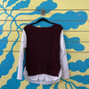 Camiseta tejida vinitinto con camisa blanca talla M