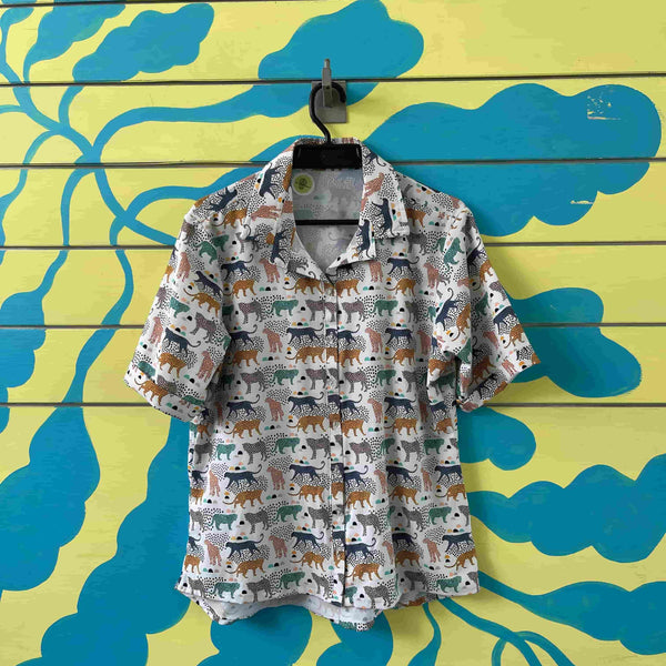 Camisa de tigres de colores talla M