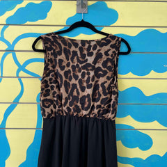 Vestido cola de pato animal print talla M