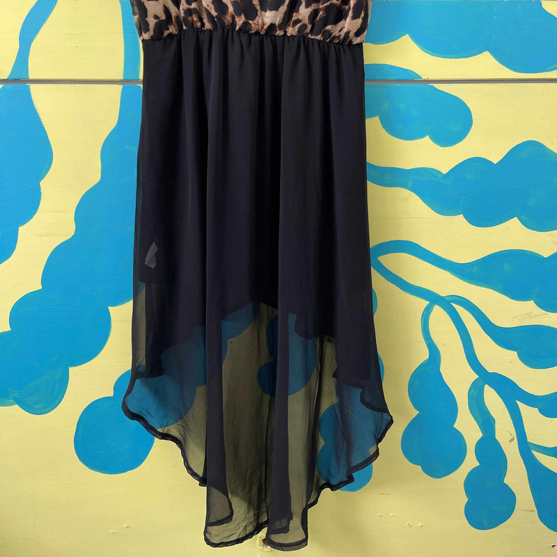 Vestido cola de pato animal print talla M - Image 3