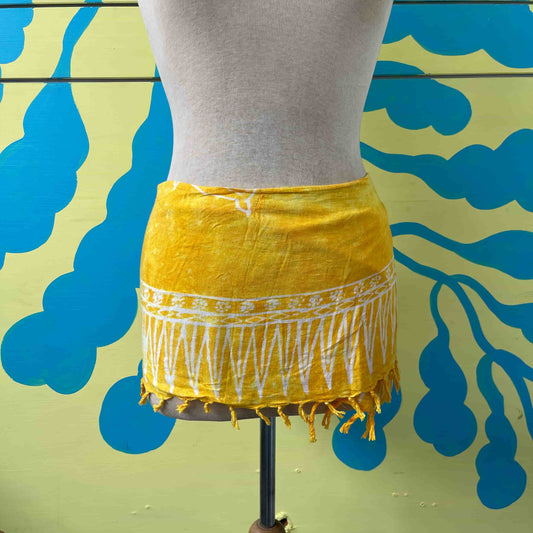 Falda amarilla (salida de baño)