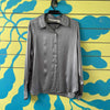 Camisa gris brillante talla L