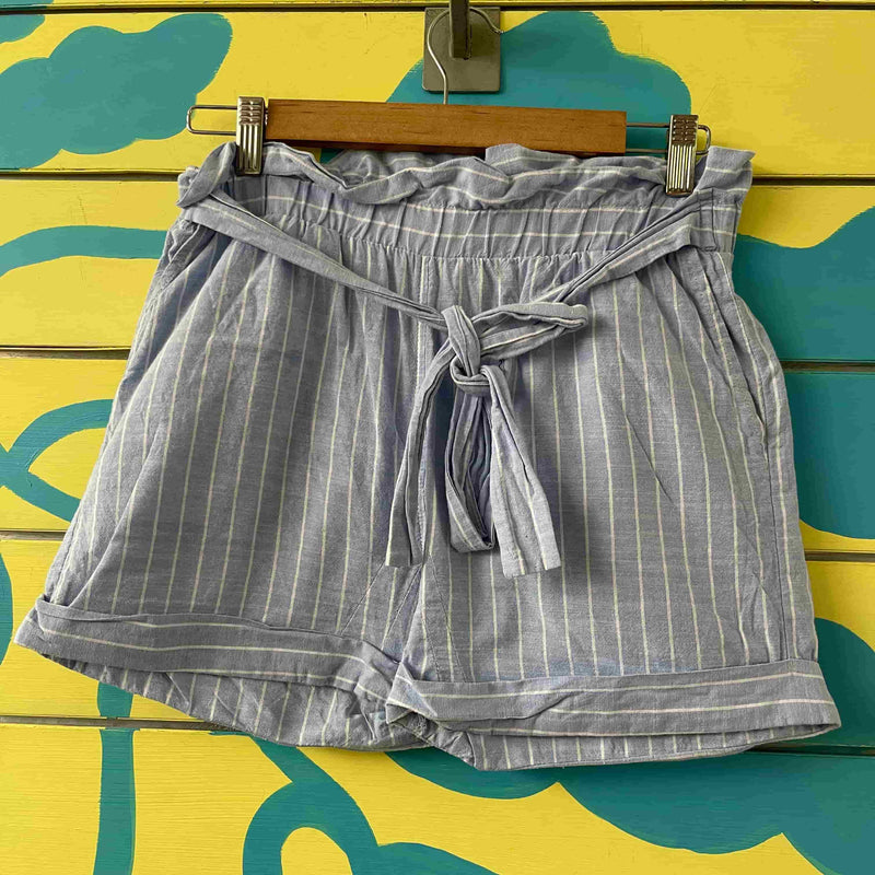 Short azul claro de rayas blancas talla S - Image 1