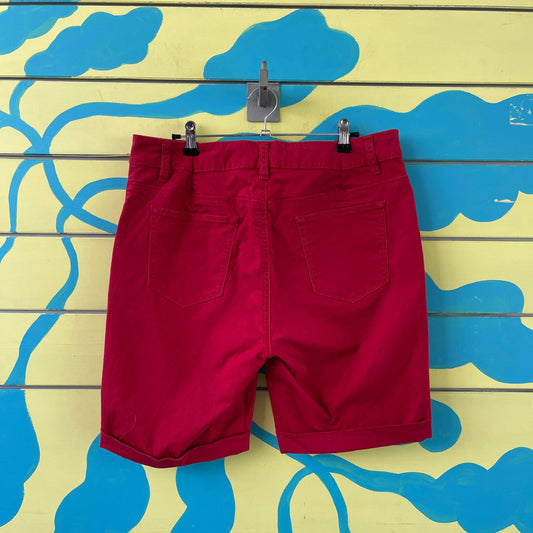 Short rojo talla 14