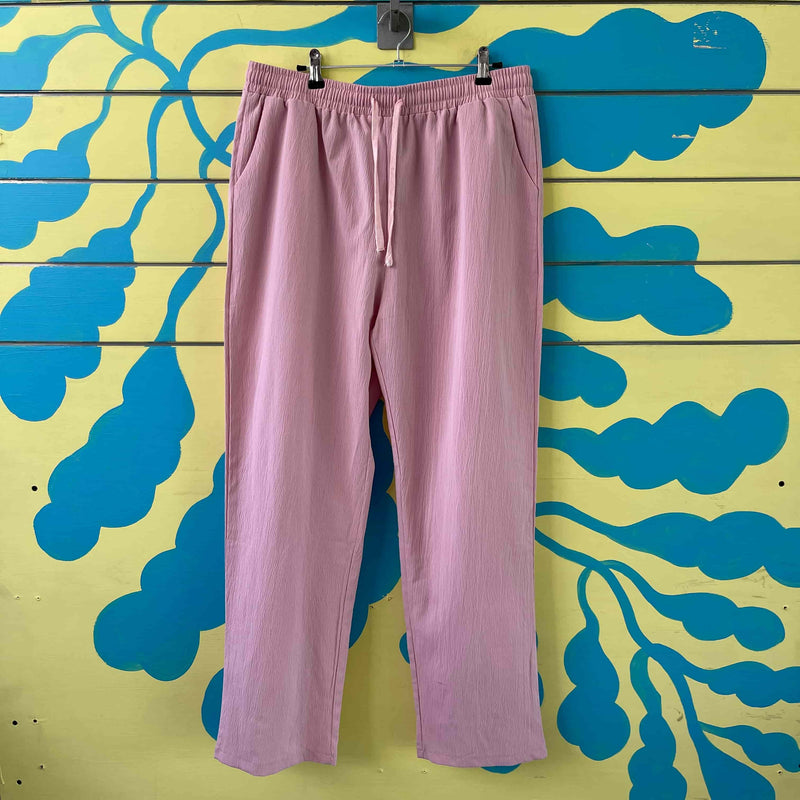 Pantalon de mujer rosa talla XL - Image 1